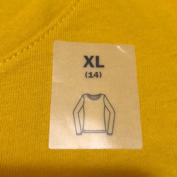 NWT Old Navy t-shirt - Picture 4 of 5